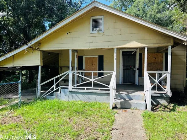 963 Semler St, Prichard, AL 36610