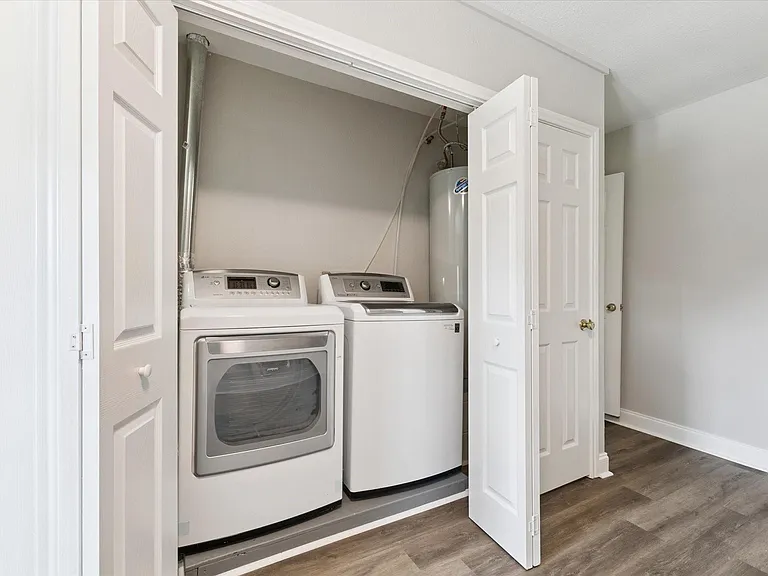 108 Annette Ln — Photo 10