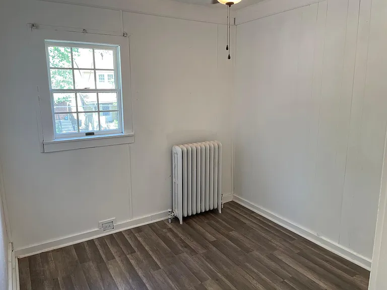 221 Ridgewood Ave — Photo 7