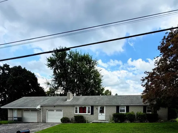 632 Green Valley Rd, York, PA 17403