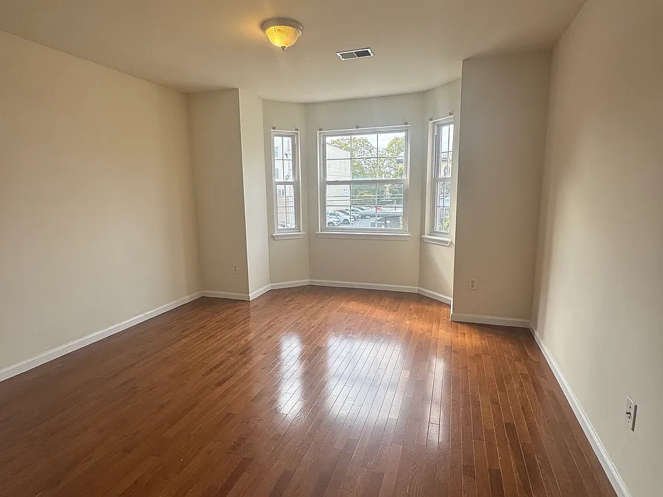 1741 N Gratz St #1