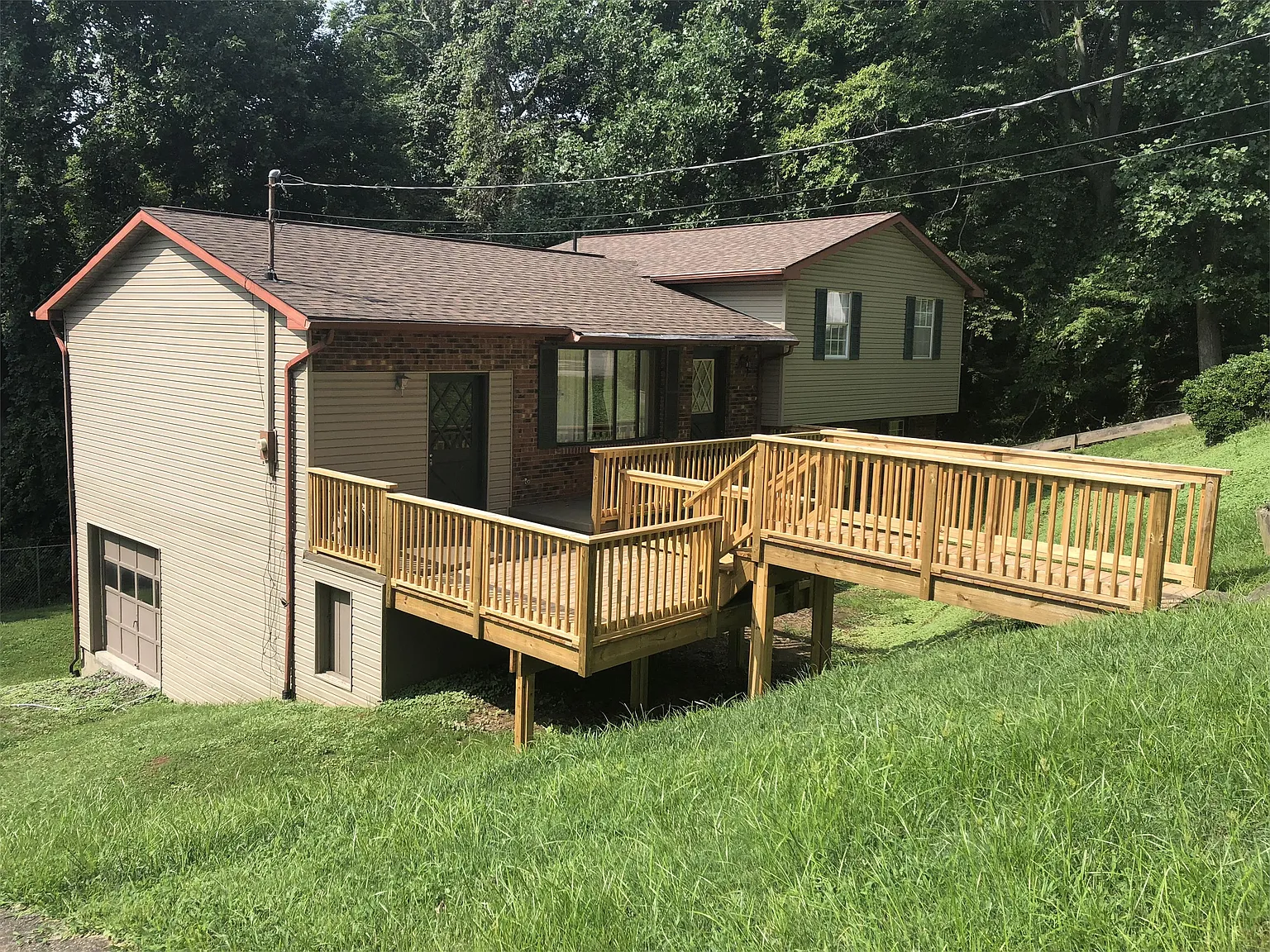1516 Martha Rd photo 1