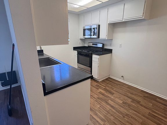 5th image of 7841 Glencoe Dr APT 2