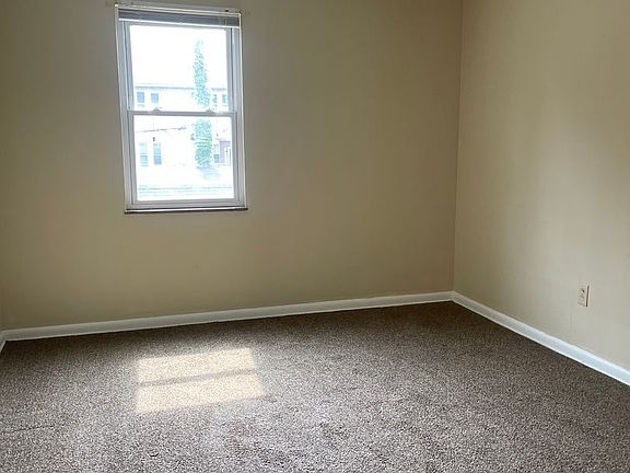 5th image of 17808 Lake Shore Blvd APT 202