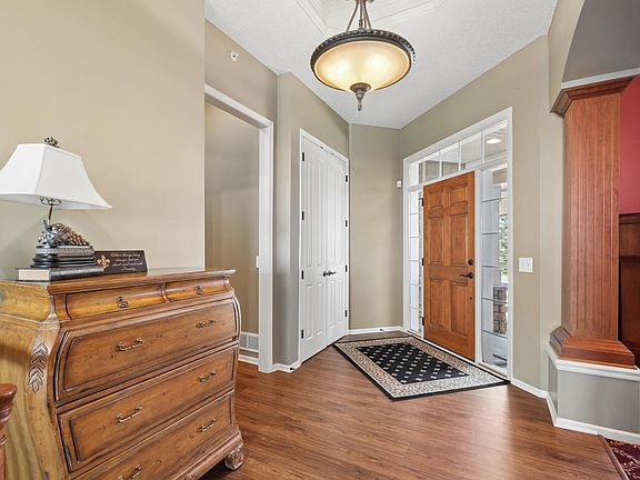 4th image of 10100 Indigo Dr