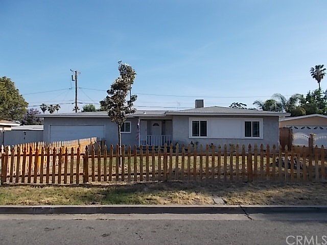 1st image of 40532 Acacia Ave