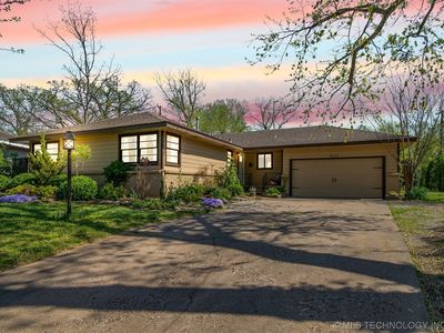 5633 S Columbia Pl, Tulsa, OK, 74105