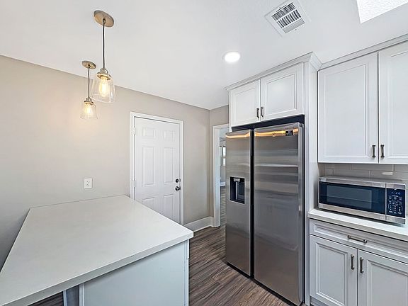 4th image of 8455 Jade Coast Dr