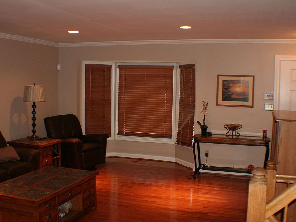 Hardwood and Recessed Lights