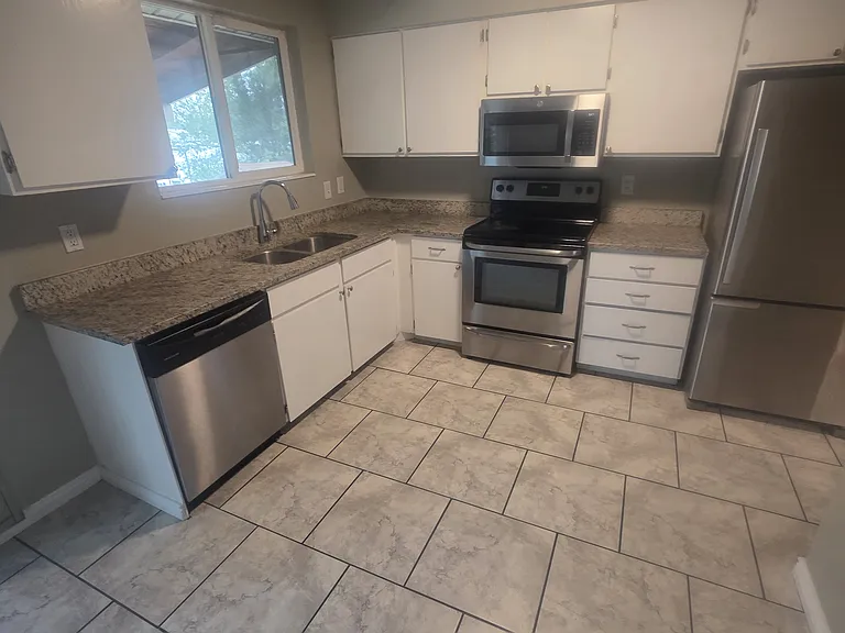 4131 W Dennis Dr — Photo 6