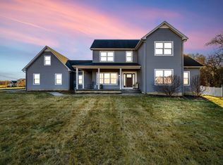 741 Mountain Rd, Suffield, CT 06078