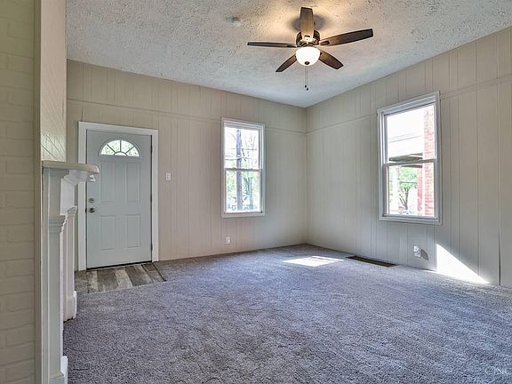 5th image of 121 N Cooper Ave