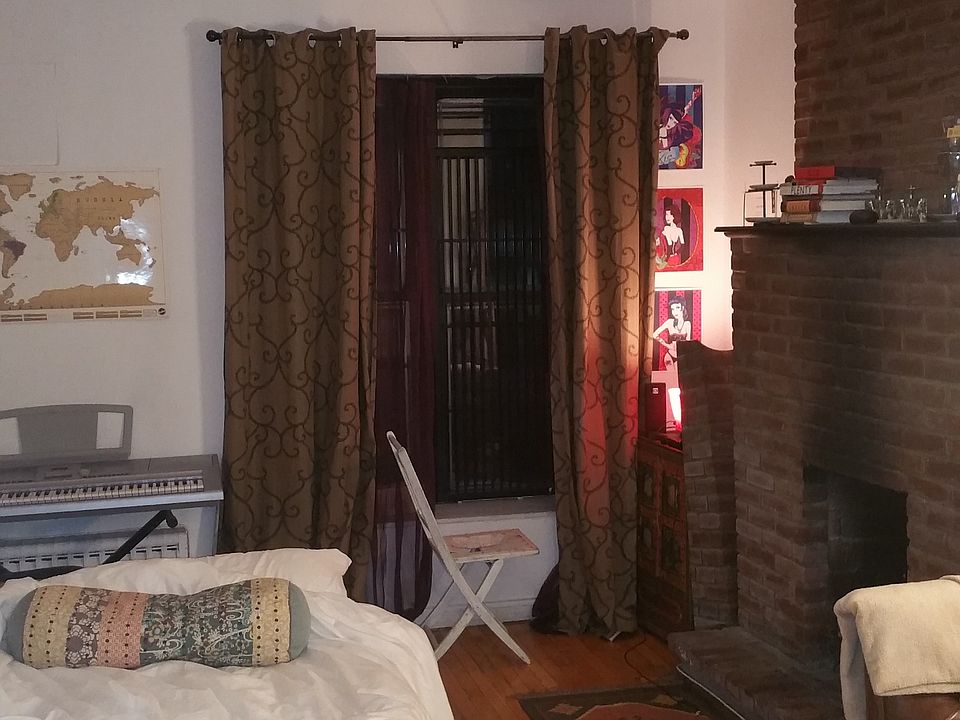 2nd image of 255 E 10th St APT 2B