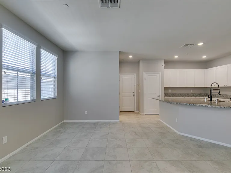 2864 Cabrillo Terrace St — Photo 16
