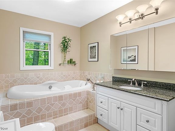 5th image of 4587 Ranchwood Rd
