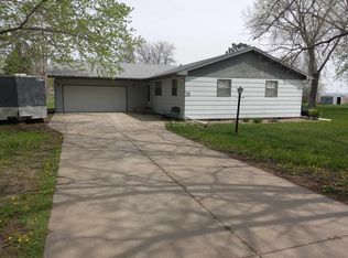 118 Jerry St, Yankton, SD 57078