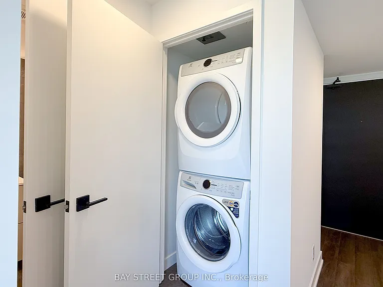609 Sherbourne St #1409 — Photo 15