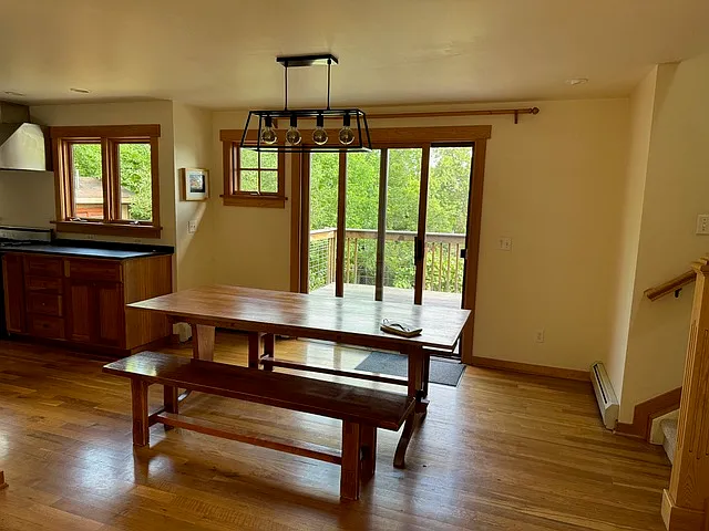 651 College Ave — Photo 15