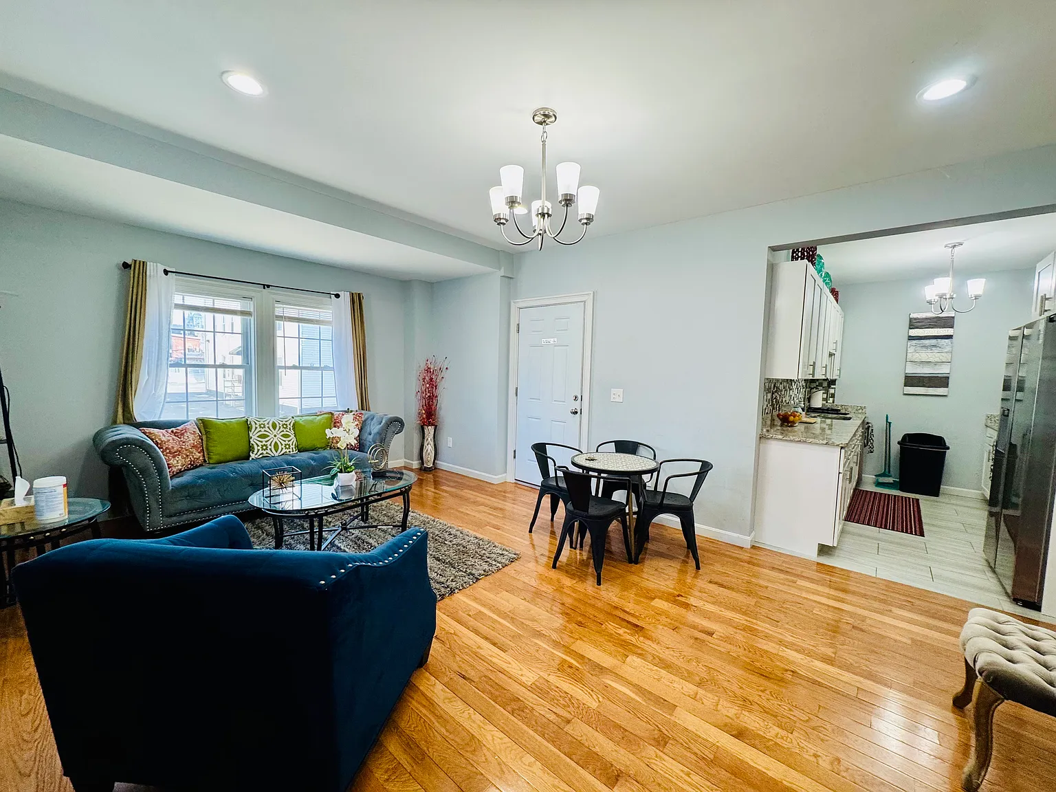 3 bed, $2,500 — Photo 4