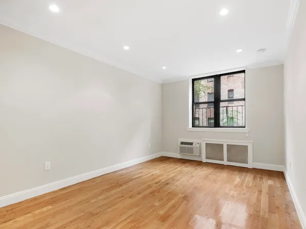 336 East 81st Street image 1 of 7