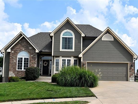 2nd image of 2616 Duncan Cir