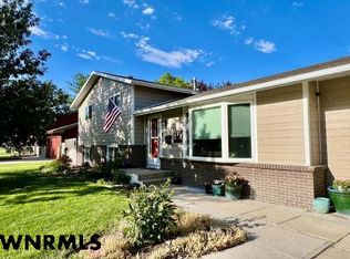 1517 Avenue O, Scottsbluff, NE 69361