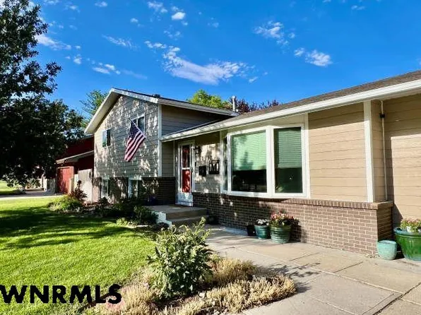 1517 Avenue O, Scottsbluff, NE 69361