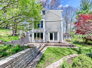 11 Juniper Ridge Rd, Lincoln, MA 01773