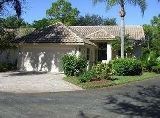 333 Carinosa Ct, Naples, FL 34110