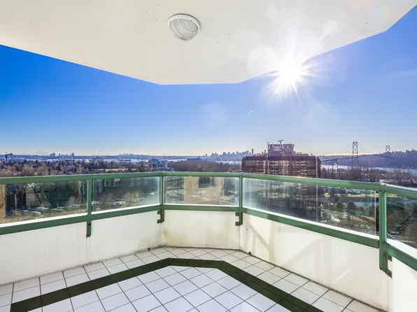 338 Taylor Way #20C, West Vancouver, BC V7T 2Y1