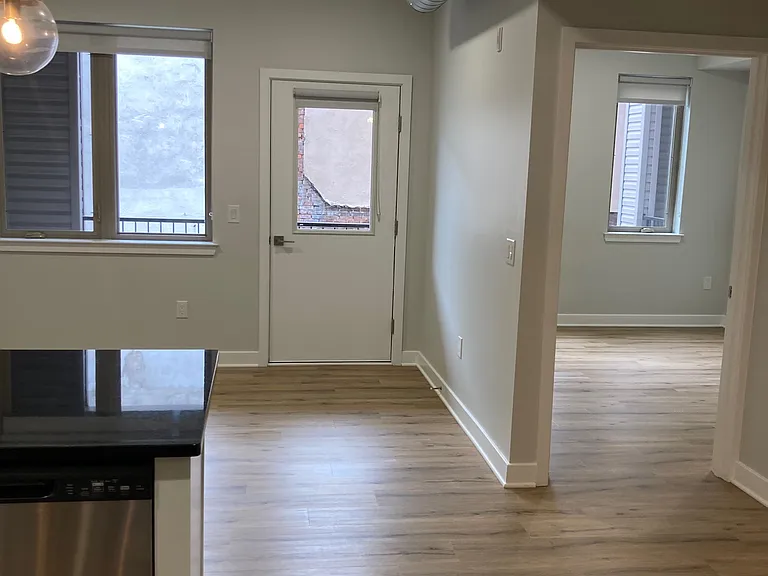 2045 N 2nd St #7 — Photo 6