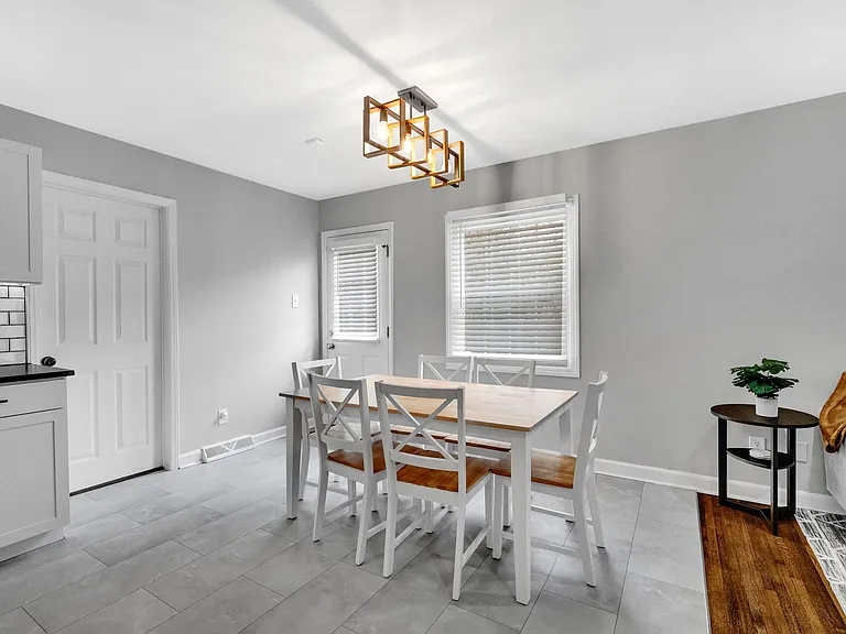 4321 Hancock Ter — Photo 10