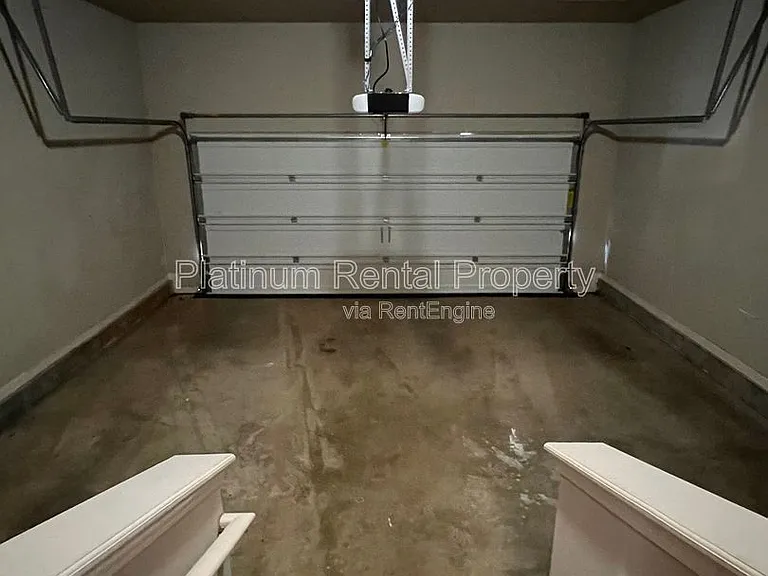 4770 Leatherstone Way — Photo 18