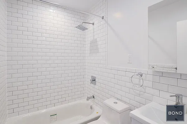 Rented by Bond New York | media 5