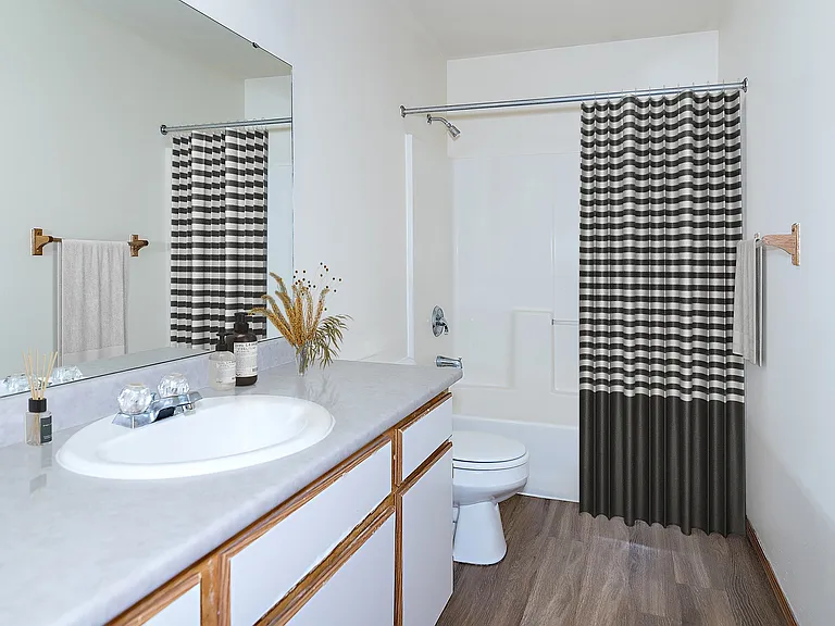 2 Bedroom Bathroom