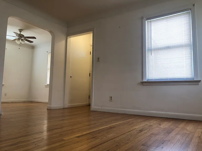 6506 Grandville Ave — Photo 8