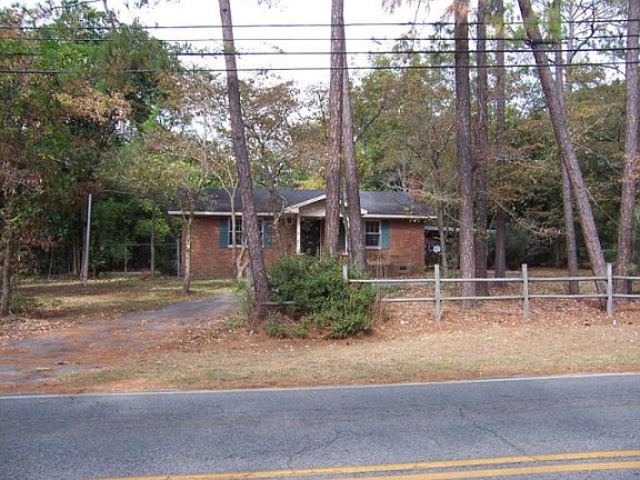 2nd image of 103 W Sultana Dr