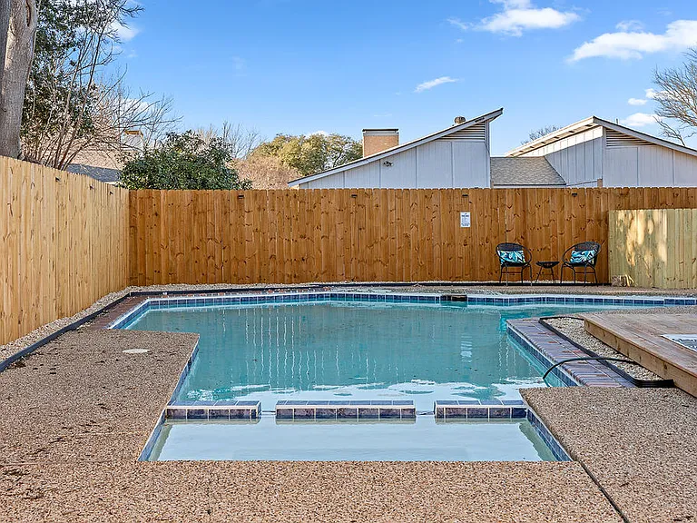 2127 Wheaton Dr — Photo 14