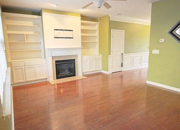 3rd image of 2606 Evanston Ave