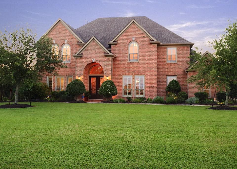 1st image of 1817 Lake Landing Dr