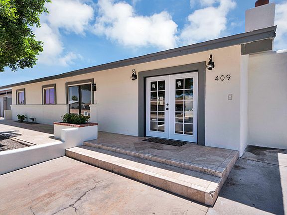 5th image of 409 E Desert Dr