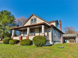 833 Bangor Rd, Nazareth, PA 18064