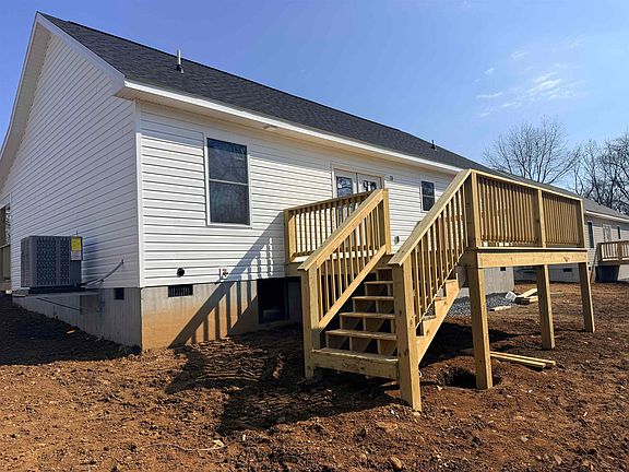 4th image of 17490 Mount Pleasant Rd