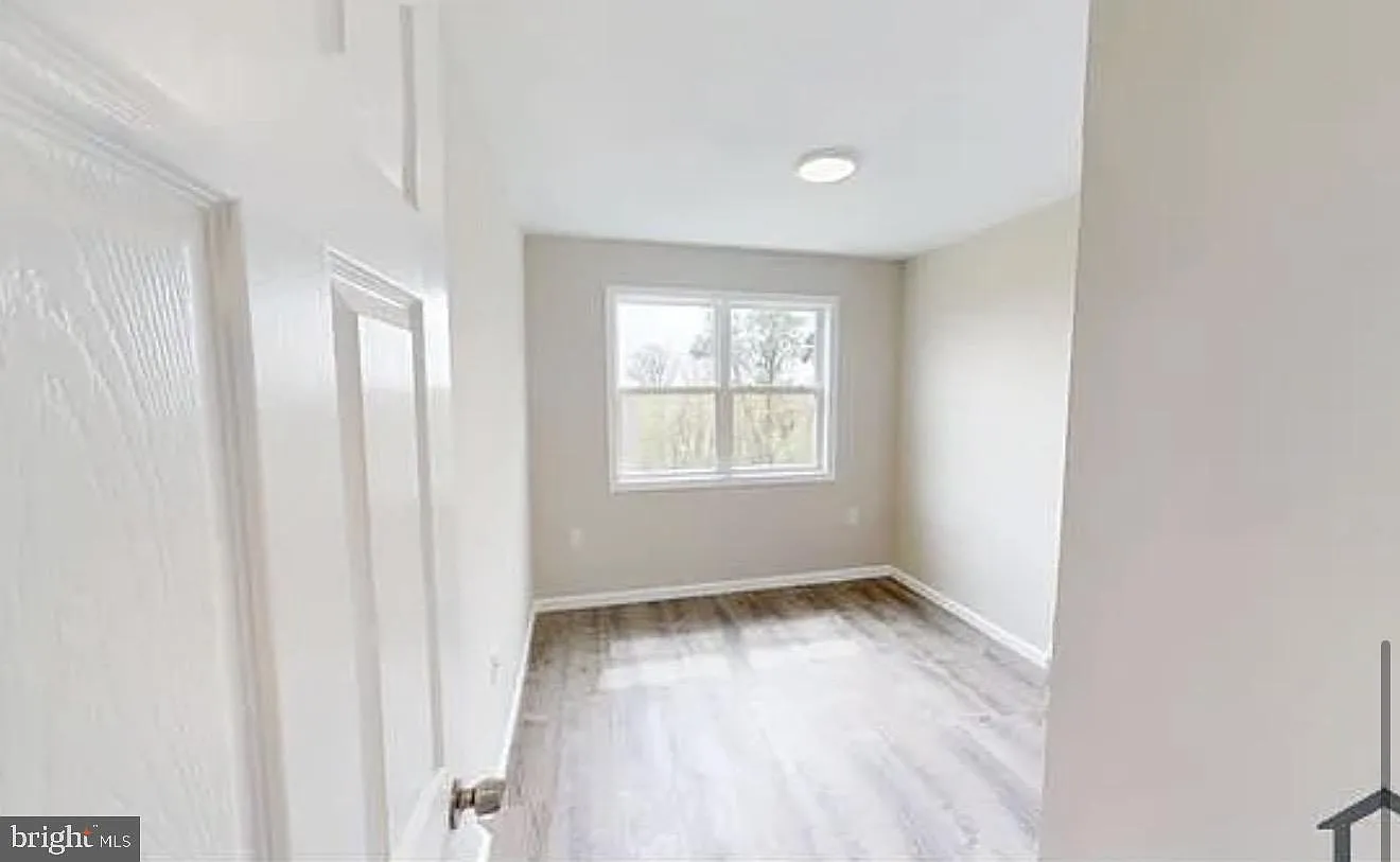 3 bed, $2,850 — Photo 1
