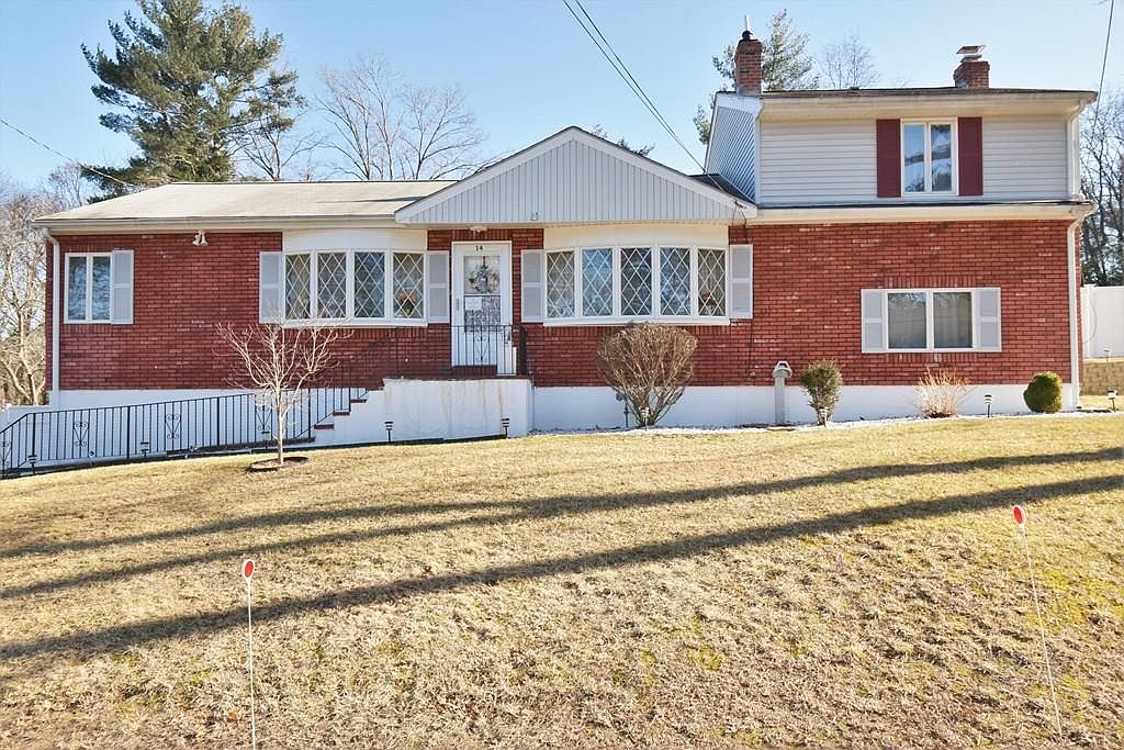 14 Pearson St, Chelmsford, MA 01824 Zillow
