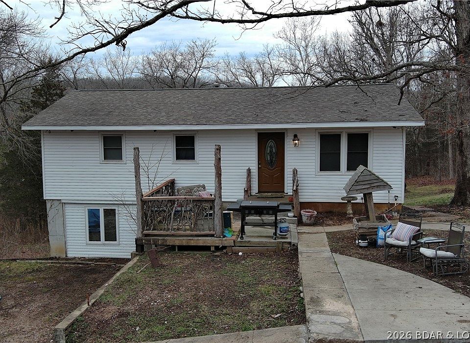 1st image of 985 Grace Dr