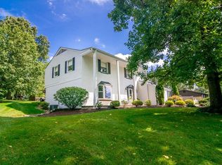 128 Joyce Dr, Canonsburg, PA 15317