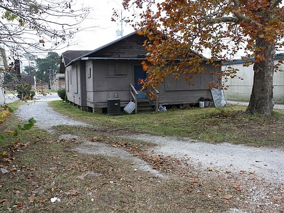 5th image of 3206 Ryan St