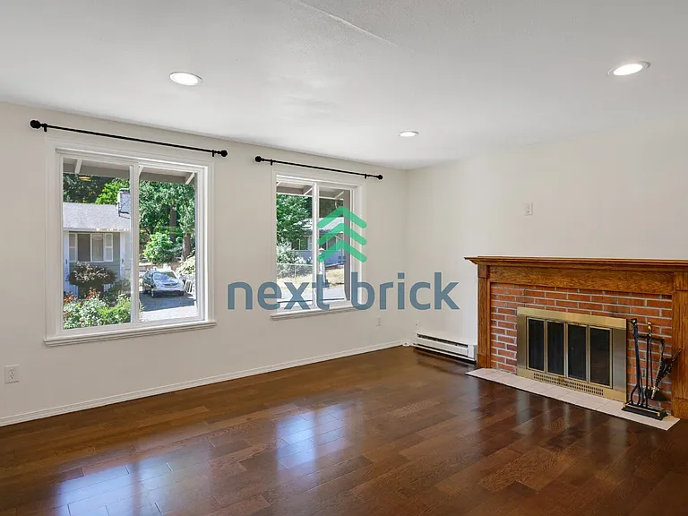 311 137th St SW — Photo 3