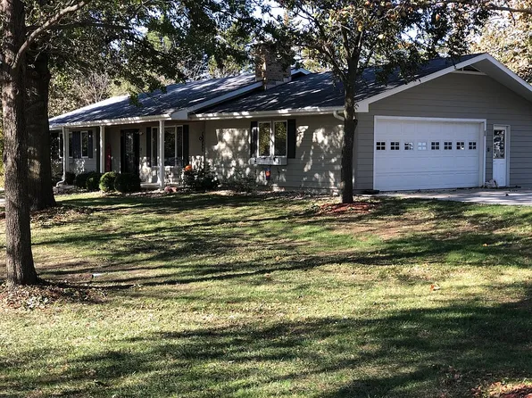 1124 Keystone Rd, Marysville, KS 66508